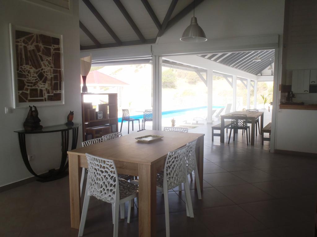 Grande Avec Piscine Et Jacuzzi