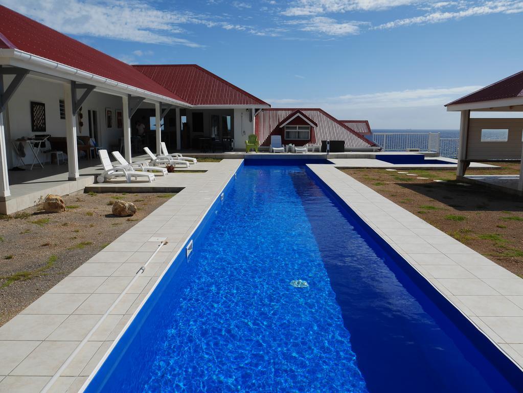 Grande Avec Piscine Et Jacuzzi